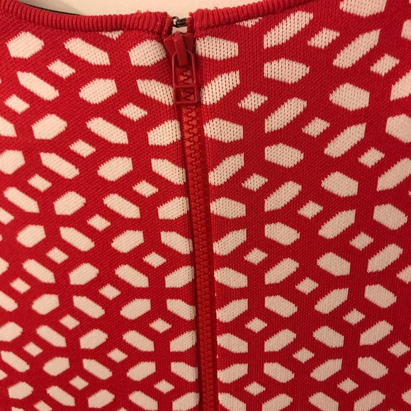 Pink Tartan patterned dress - Picture 3 of 4